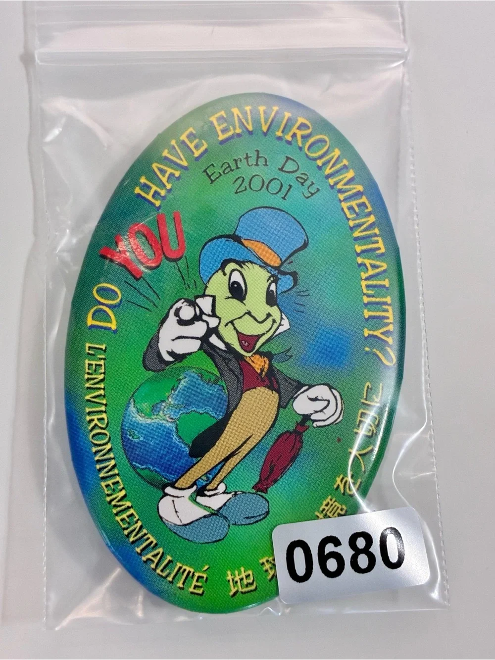 Earth Day 2001 Jiminy Cricket International Environmental Button - Green Blue
